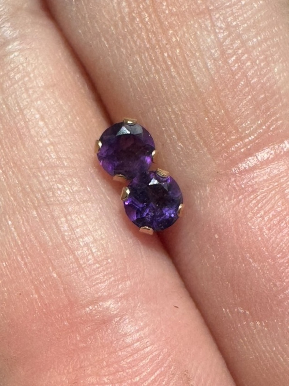 Vintage solid 14k/10k yellow gold GENUINE amethyst stud earrings- nice!! - Picture 4 of 6